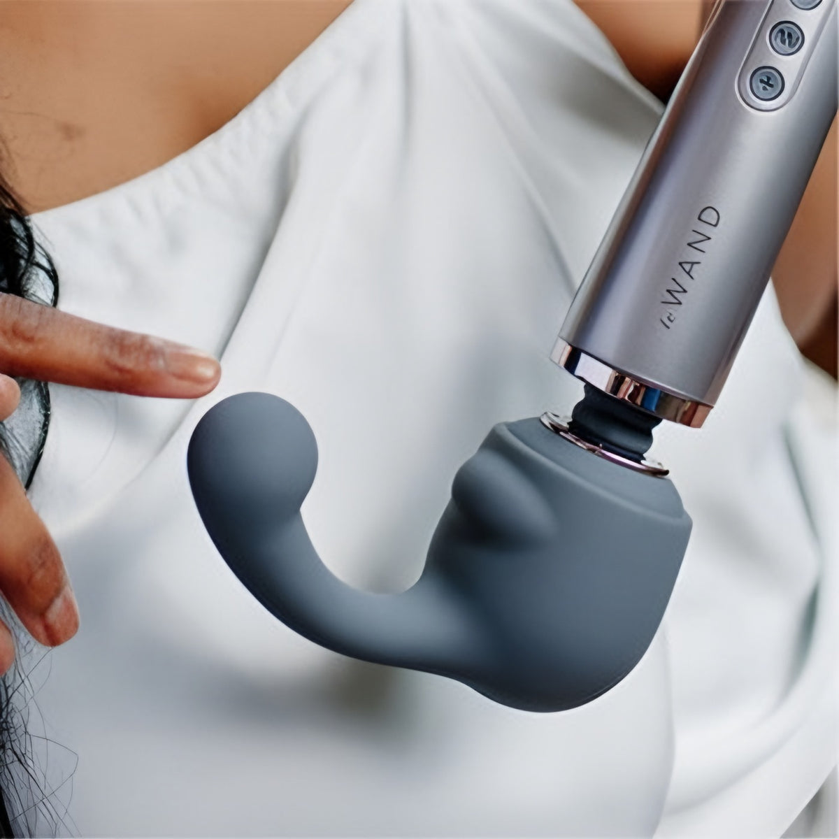 Le Wand Curve Wand Attachment